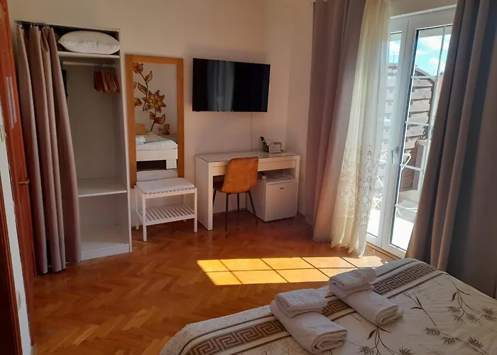 Oda ve Kahvaltı Margarita 3*